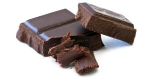 2-pieces-chocolate-fb-web